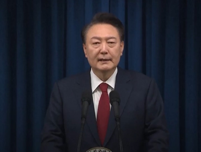 Corea del Sur: El Presidente pidió disculpas al pueblo por querer imponer la ley marcial