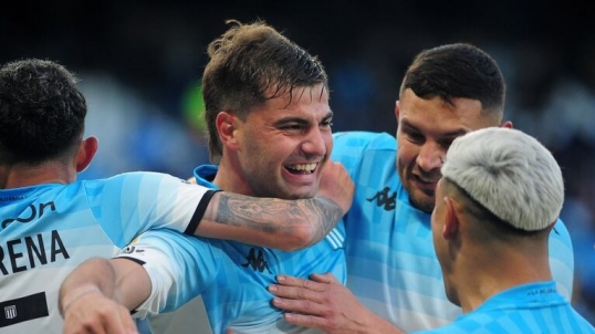 Liga Profesional de Fútbol: Racing superó 2-1 a Unión y quedó como único escolta de Huracán