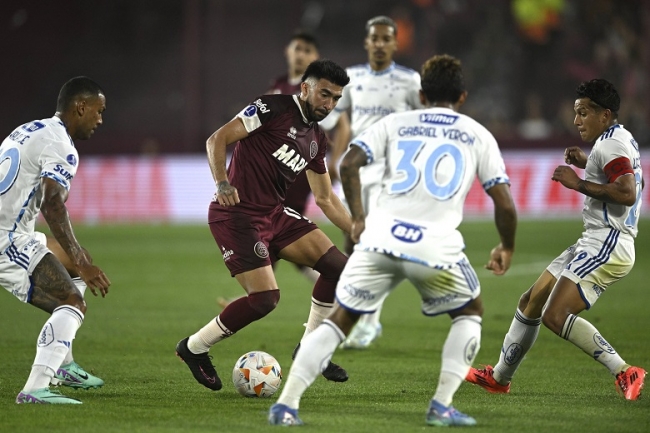 Copa Sudamericana: Lanús perdió con Cruceiro y el equipo brasilero es finalista