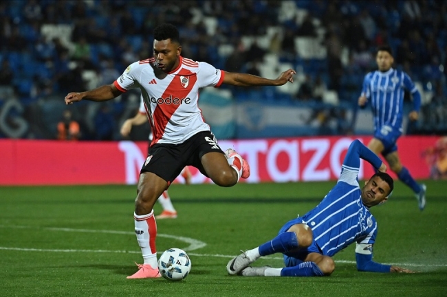 Liga Profesional de Fútbol: River perdió con Godoy Cruz en Mendoza
