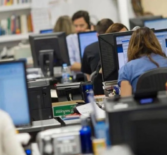 El Gobierno nacional reveló que redujo casi un 10% el empleo público