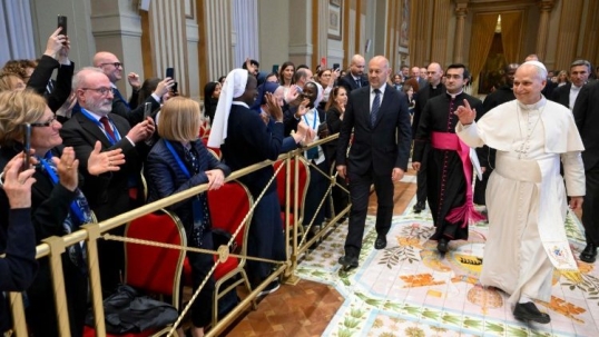 León XIV pidió a los empleados de la Episcopal Italiana: Sirvan a la Iglesia como evangelizadores, no como espectadores