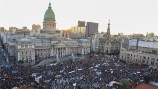 El próximo sábado convocan a la “Marcha de la Bronca” en todo el país