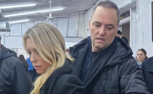 Adorni cobraba hasta enero $3.500.000 y su familia gasta en un mes $17.000.000 solo en tarjetas de crédito