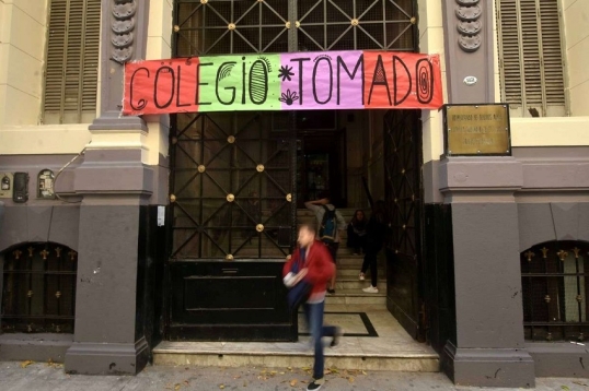 Levantan la toma en el Nacional Buenos Aires y continúa en el Pellegrini