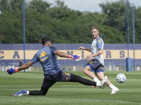 Boca: El equipo xeneize se prepara para enfrentar a Newell's en Rosario