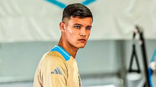 Racing Club: Valentín Carboni se hizo la revisión médica