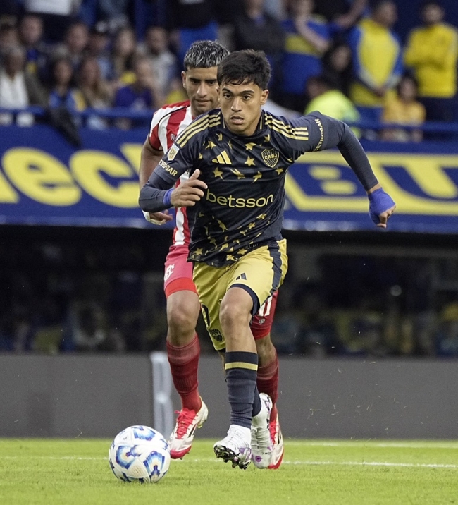 Torneo clausura de la Liga Profesional de Fútbol: Boca enfrenta a Barracas, en un partido postergado