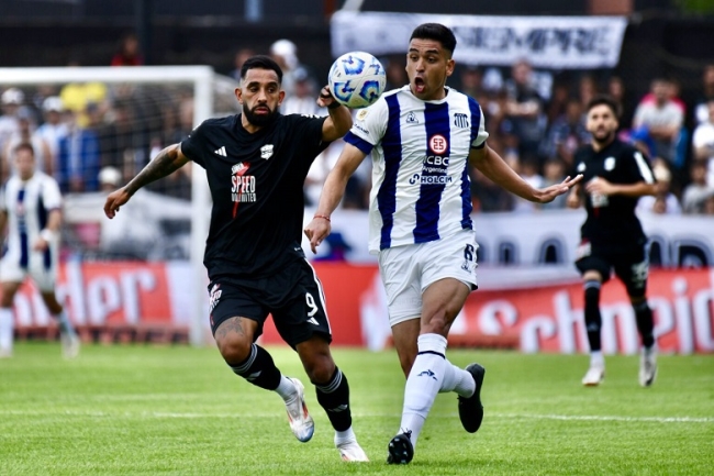 Liga Profesional de Fútbol: Riestra empató sin goles con Talleres de Córdoba