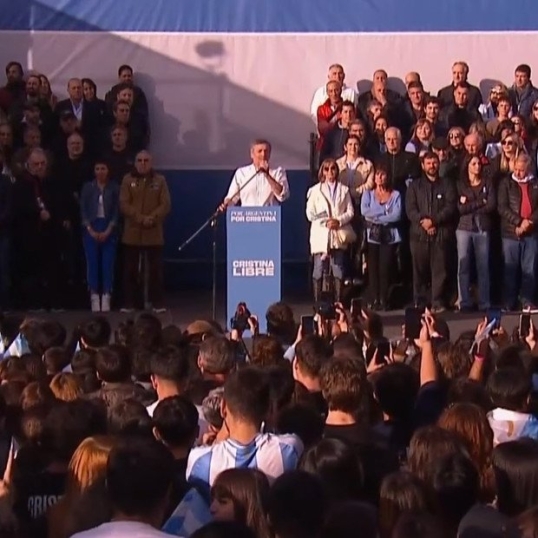 Multitudinario acto por la liberación de Cristina
