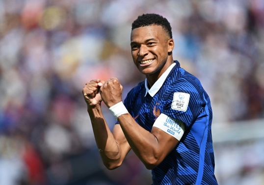 Fútbol Mundial: Francia subió al primer puesto del ranking