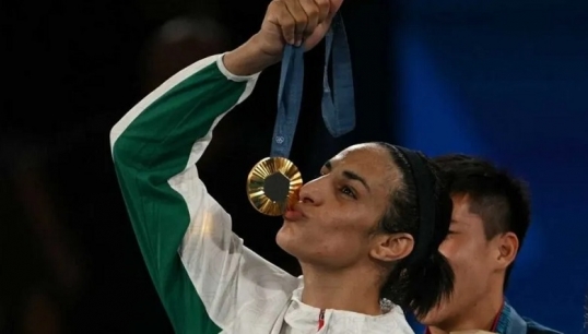 Juegos Olímpicos 2024: La boxeadora Imane Khelif derrotó a la china Yang Liu y ganó la medalla dorada