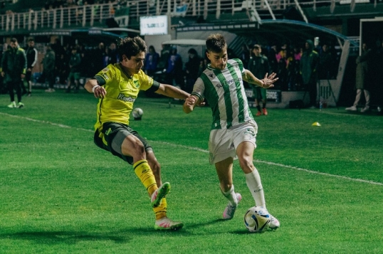 Torneo clausura de la Liga Profesional de Fútbol: Banfield empató sin goles con Defensa y Justicia