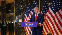 Revelan que Trump, en caso de ganar implementaría una "reorientación radical" de la OTAN