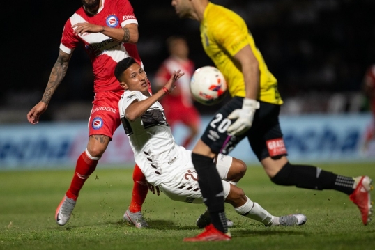 Liga Profesional de Fútbol: Argentinos juega ante Platense
