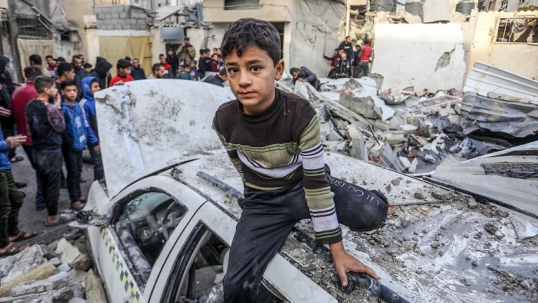 Informe de ACNUR sobre las Infancias: uno de cada cinco menores en el mundo vive en zona de conflicto
