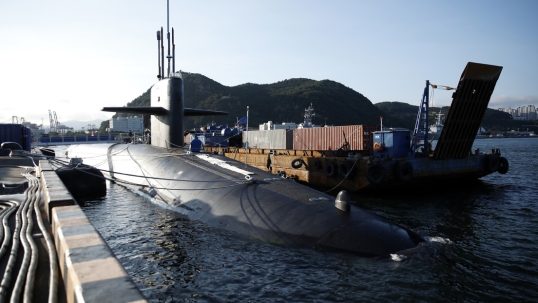 Trump declaró que los dos submarinos están nucleares «donde tienen que estar»