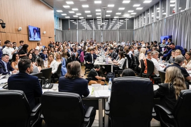 El oficialismo logra dictamen del Régimen Penal Juvenil, con el rechazo UP y el FIT