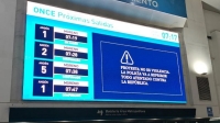 El Gobierno anuncia en las estaciones de trenes que va a reprimir cualquier atentado a la república