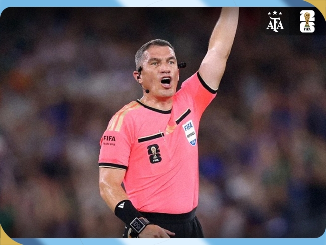 El árbitro rumano dirigirá István Kovács dirigirá Argentina - Jordania