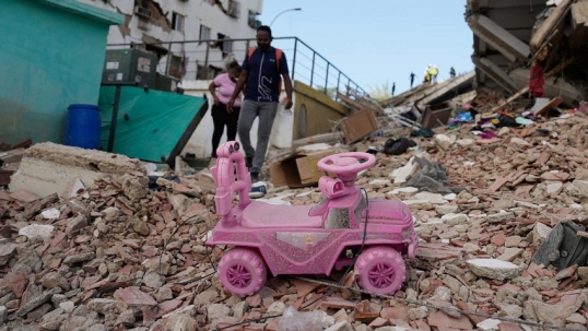 Ascienden a más de 3800 los muertos en Venezuela, por los terremotos