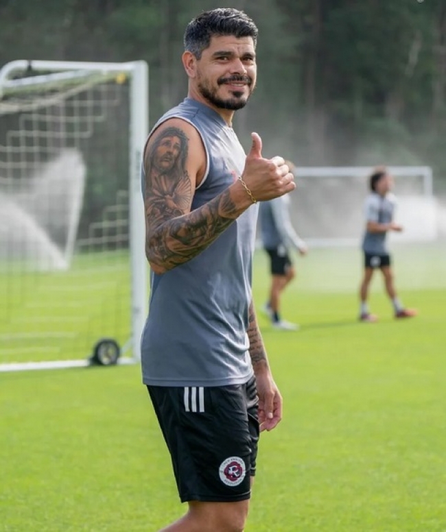 Gustavo Bou tomó la decisión de dejar el fútbol profesional