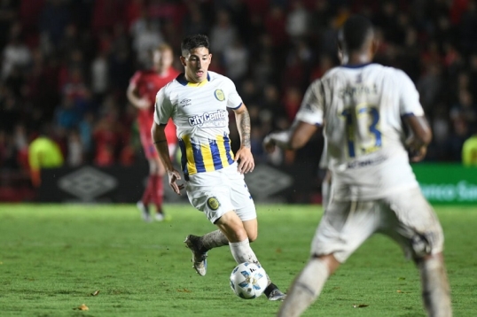Torneo apertura de la Liga Profesional de Fútbol: Argentinos juega ante Rosario Central