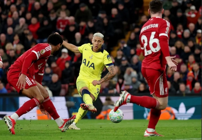 Premier League: Liverpool igualó con Tottenham