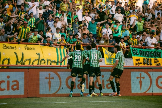 Torneo clausura de la Liga Profesional: Aldosivi venció 4-2 a San Martín de San Juan y se quedó en primera