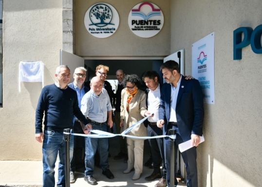 El gobernador Axel Kicillof inauguró un nuevo Polo Universitario en Marcos Paz