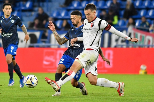 Torneo clausura de fútbol: Newell's recibirá a Vélez, en el inicio de la novena fecha