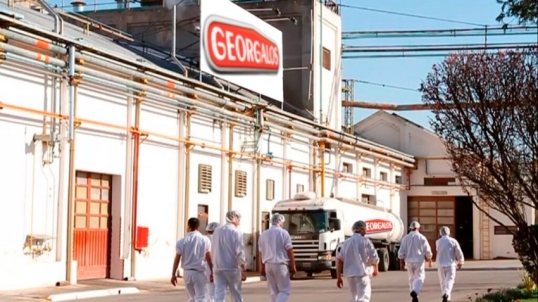Georgalos admitió que ya producen en China una línea de su golosina más popular