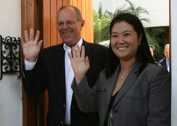 Perú: El escrutinio ratifica segunda vuelta entre Fujimori-Kuczynski