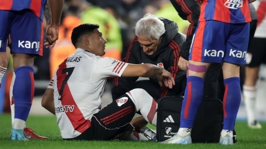 River Plate: Maximiliano Salas sufrió un esguince en el ligamento lateral interno de la rodilla izquierda