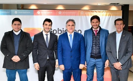 Cinco gobernadores anunciaron que competirán juntos en octubre