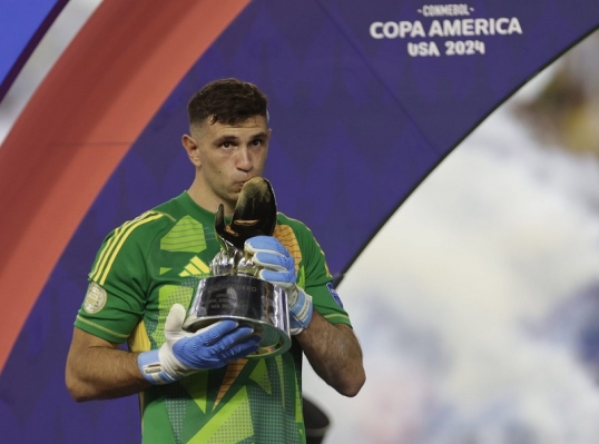 Emiliano Martínez reconoció: «Queríamos darle otra alegría a la gente»