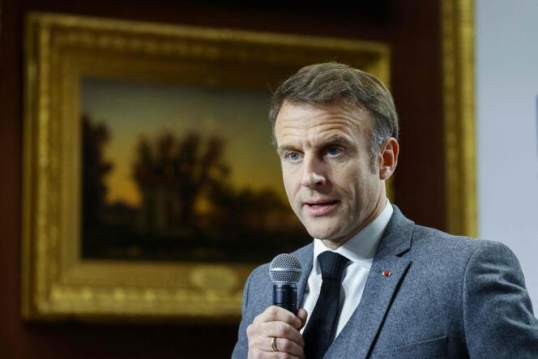 Macron: Donald Trump, debería centrarse en otros asuntos en lugar de intentar dañar la economía de la UE