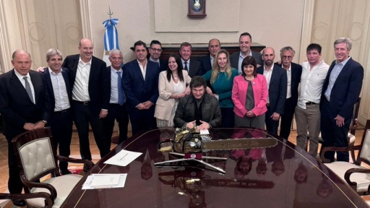 Javier Milei encabezó una nueva reunión con su Gabinete