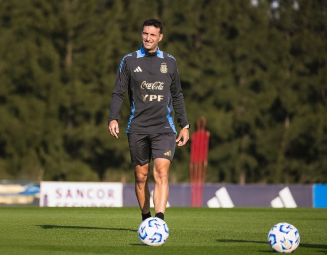 Lionel Scaloni confirmó la lista previa para la doble fecha de Eliminatorias