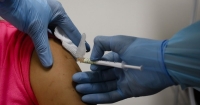 Santa Fe: La provincia comenzó con la vacunación contra el dengue a jóvenes de 15 a 19 años