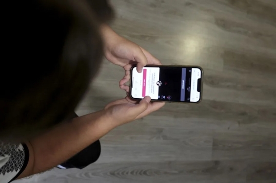 España: Pedro Sánchez anuncia que prohibirá el acceso a las redes sociales a menores de 16 años