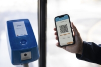 Se pagan más de 1 millón de viajes diarios en colectivo con el QR y las tarjetas del Banco Nación