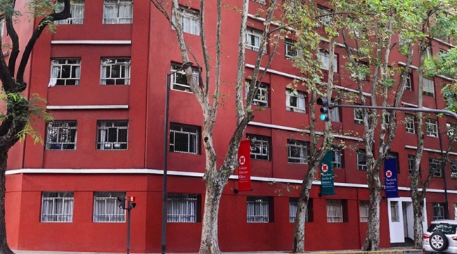 Imputan a un empresario del barrio de Palermo por presuntos abusos a compañeros de su hijo