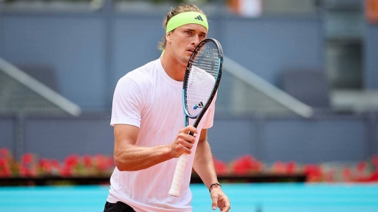 Masters 1000 de Madrid: Alexander Zverev avanzó a la cuarta ronda