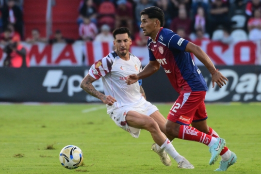 Torneo apertura de la Liga Profesional de Fútbol: Estudiantes de La Plata venció a Unión