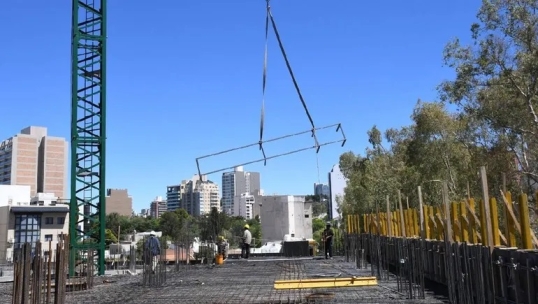 Construcción: La ciudad de Neuquén registró casi un 20% más de metros cuadrados en el primer semestre del año