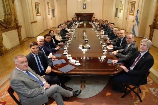 El Gobierno habilitó anticipos para asistir a provincias