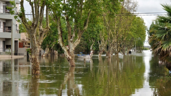Más de 30 mil evacuados por las inundaciones en Entre Ríos, Santa Fe, Chaco, Formosa y Corrientes