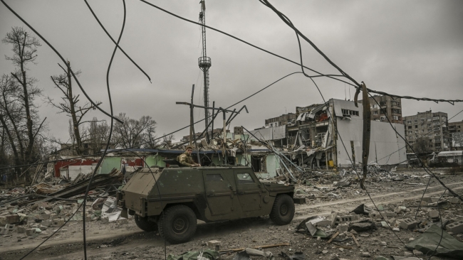 Aparece un vehículo blindado suizo en Ucrania, sin explicación clara de cómo llegó al frente