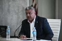 El Gobierno va contra Claudio «Chiqui» Tapia tras el fuerte respaldo del fútbol argentino